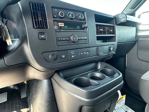New 2025 GMC Savana 2500 w/ Enhanced Convenience Package image 20