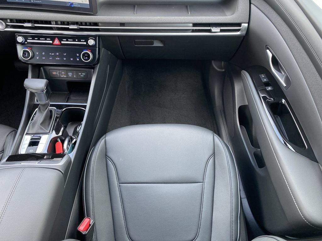 New 2026 Hyundai Santa Cruz Limited AWD/4WD image 16