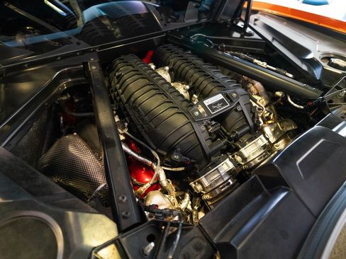 Used 2024 Chevrolet Corvette Z06 w/ Z07 Performance Package RWD image 51