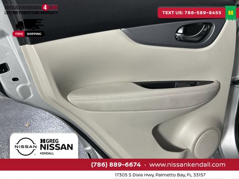 Used 2020 Nissan Rogue Sport SL image 34
