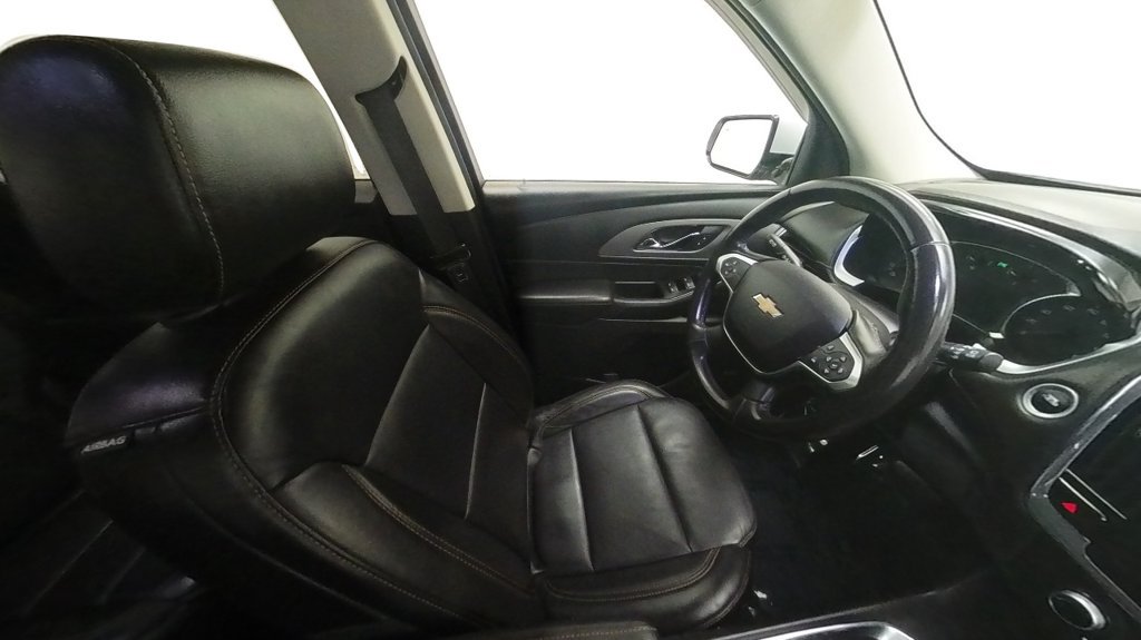 Used 2018 Chevrolet Traverse LT w/ LPO, Cargo Package AWD/4WD image 30