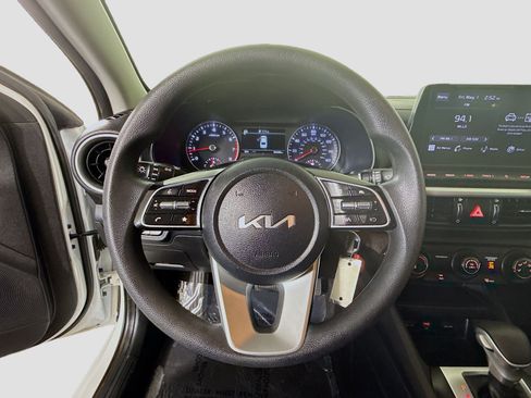Used 2023 Kia Forte LX FWD image 13