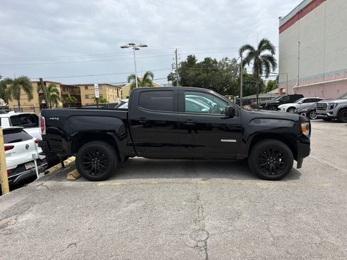 Used 2022 GMC Canyon Elevation w/ Trailering Package AWD/4WD image 4