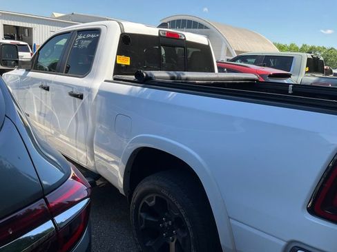 Used 2025 RAM 1500 Big Horn AWD/4WD image 4
