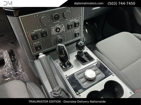 Used 2024 INEOS Grenadier AWD/4WD image 31