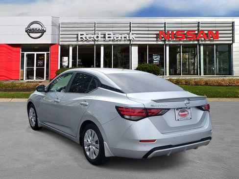 Used 2022 Nissan Sentra S w/ Electronics Package FWD image 6