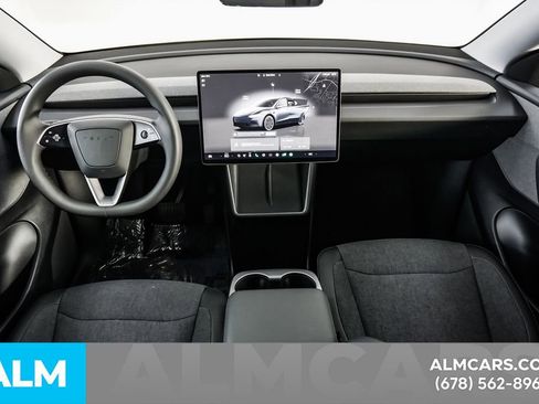 Used 2026 Tesla Model Y 2WD image 23