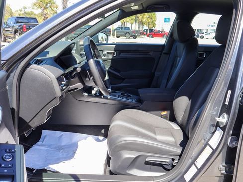 Used 2024 Honda Civic Sport image 7