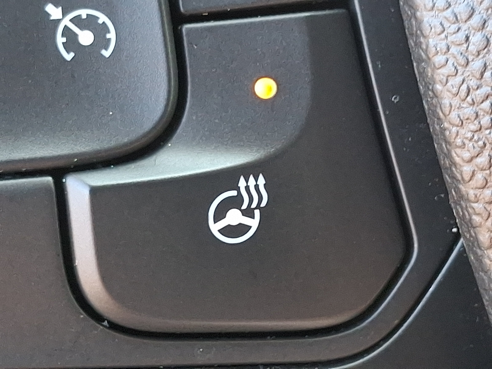Used 2024 Buick Encore GX Sport Touring w/ Comfort Package FWD image 24