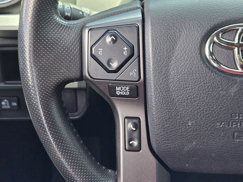 Used 2019 Toyota Tacoma TRD Off-Road w/ Technology Package image 26