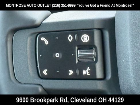 New 2025 Land Rover Defender 90 S image 26