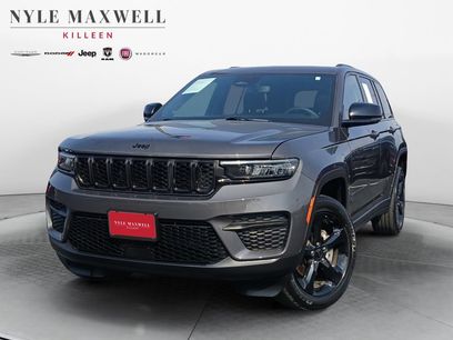Used 2024 Jeep Grand Cherokee Altitude