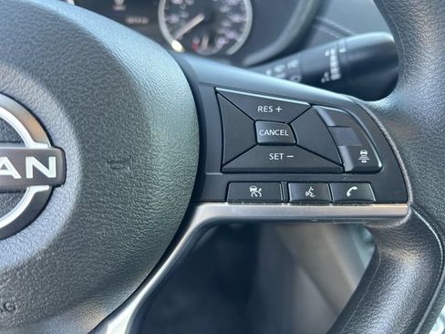 Used 2024 Nissan Sentra SV FWD image 16