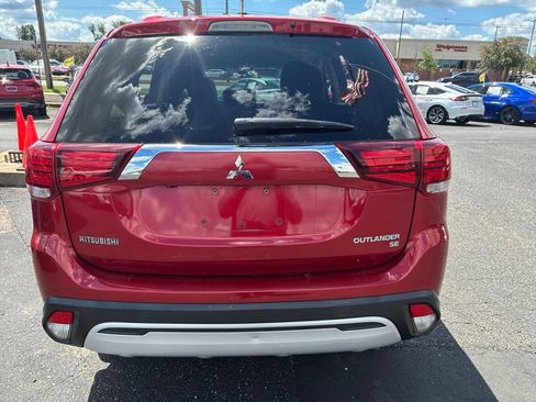 Used 2019 Mitsubishi Outlander SE AWD/4WD image 7