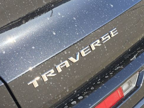New 2026 Chevrolet Traverse High Country FWD image 24