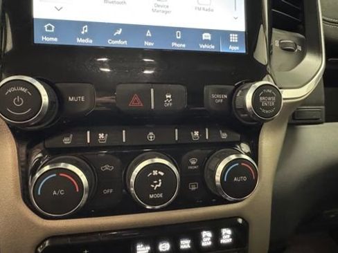 Used 2022 RAM 3500 Laramie image 32