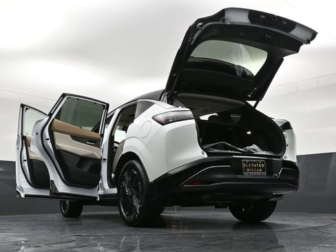 New 2026 Nissan Murano Platinum w/ Technology Package AWD/4WD image 36