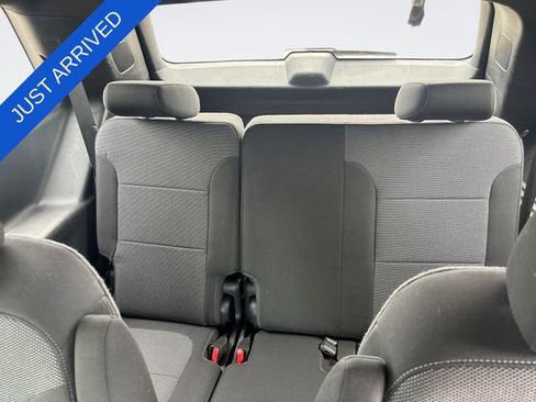 Used 2022 Chevrolet Traverse LT w/ LPO, Floor Liner Package AWD/4WD image 23