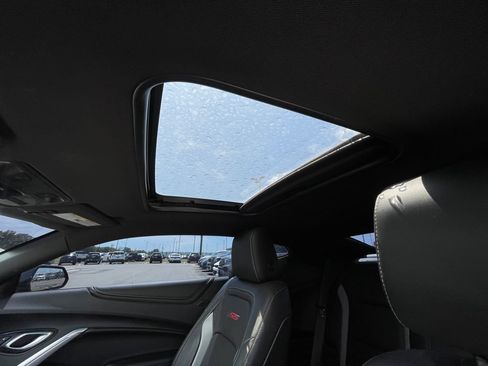 Used 2018 Chevrolet Camaro SS RWD image 28