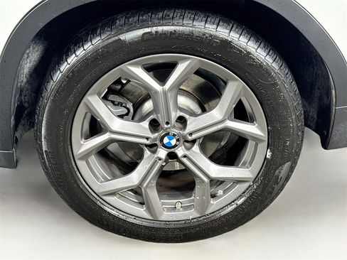 Used 2024 BMW X3 xDrive30i w/ Premium Package w/ZPA image 9