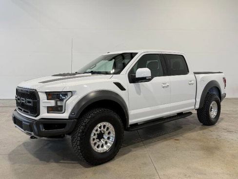 Used 2018 Ford F150 Raptor w/ Equipment Group 802A Luxury AWD/4WD image 1