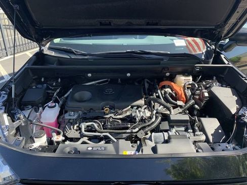 Used 2024 Toyota RAV4 LE image 16