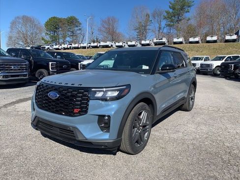 New 2026 Ford Explorer ST image 4