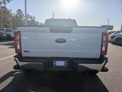 New 2026 Ford F350 4x4 Crew Cab DRW Super Duty image 5
