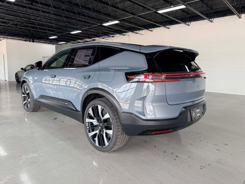 New 2025 Polestar Polestar 3 image 4