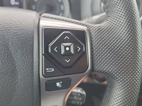 Certified 2023 Toyota Tacoma SR5 AWD/4WD image 20