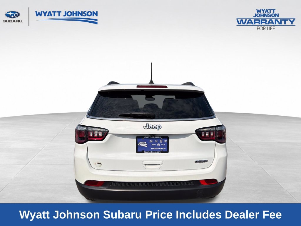 Used 2022 Jeep Compass Latitude w/ Convenience Group FWD image 8