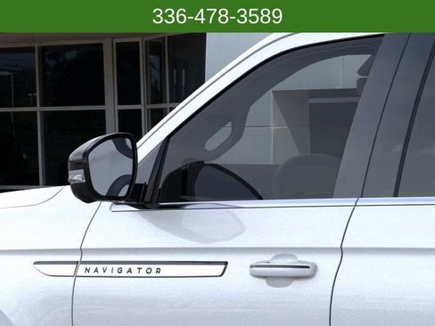 New 2025 Lincoln Navigator L Reserve image 20