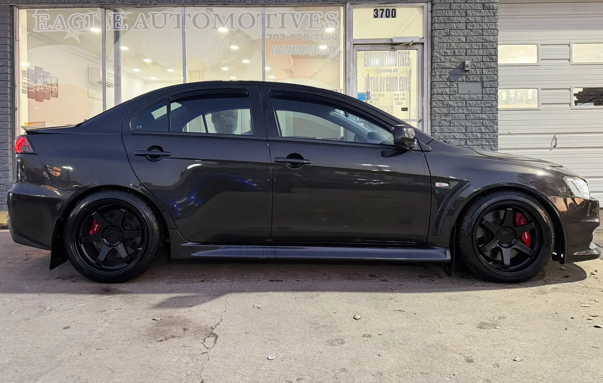 Used 2014 Mitsubishi Lancer Evolution GSR AWD/4WD image 2