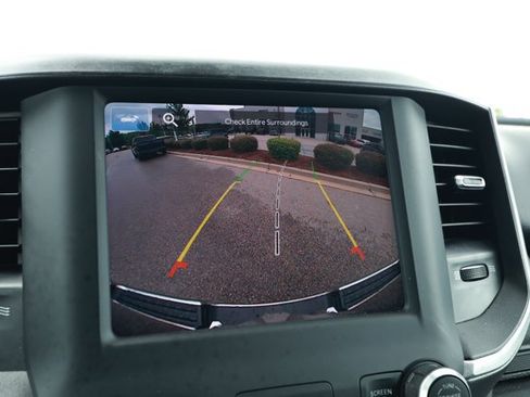 Used 2022 RAM 1500 Big Horn AWD/4WD image 18