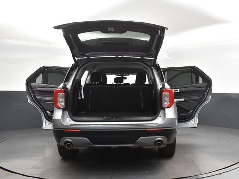 Used 2022 Ford Explorer Limited image 55