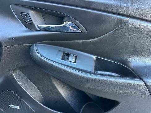 Used 2017 Chevrolet Volt Premier w/ Driver Confidence II Package image 20