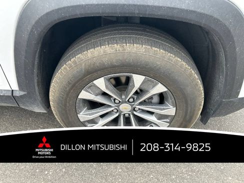 Used 2025 Chevrolet Equinox LT w/ Convenience Package II AWD/4WD image 24