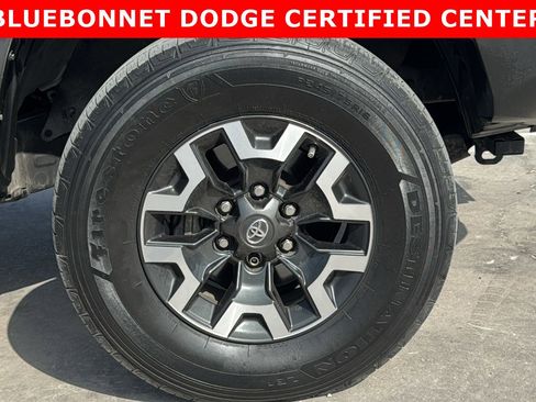 Used 2020 Toyota Tacoma SR image 28