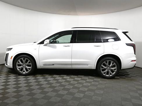 Used 2020 Cadillac XT6 Sport AWD/4WD image 2