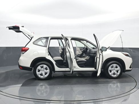 Used 2022 Subaru Forester AWD/4WD image 27