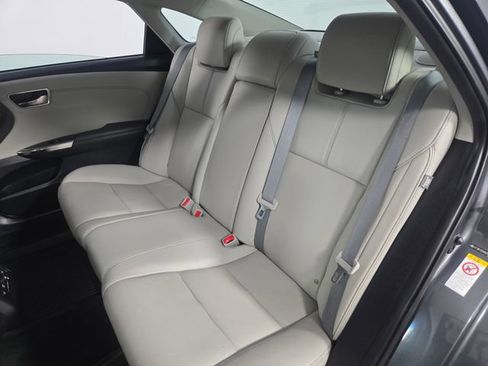 Used 2017 Toyota Avalon Limited w/ All Weather Liner Package FWD image 17