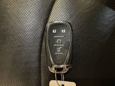 Used 2018 Chevrolet Equinox Premier AWD/4WD image 17