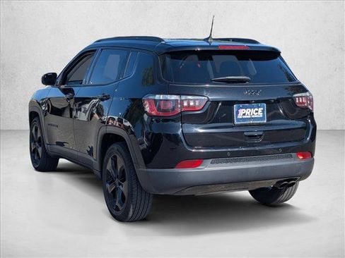 Used 2019 Jeep Compass Latitude FWD image 8