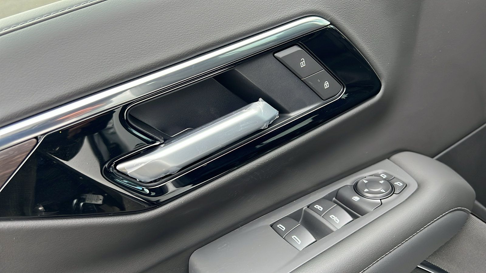 New 2026 Chevrolet Tahoe LS AWD/4WD image 18