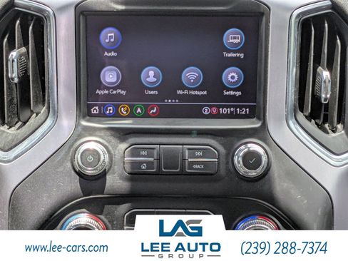 Used 2022 GMC Sierra 1500 SLT w/ SLT Premium Plus Package AWD/4WD image 15