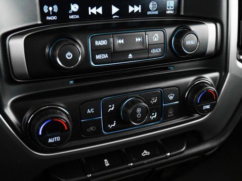 Used 2018 GMC Sierra 1500 SLE w/ SLE Value Package image 22