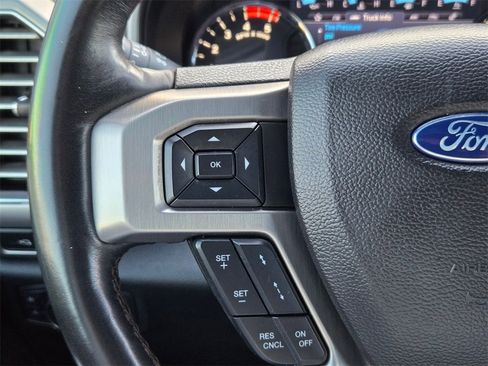 Used 2021 Ford F250 Platinum image 19