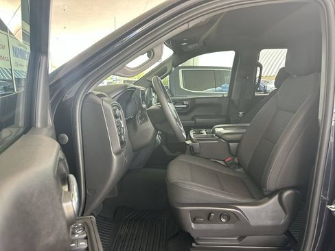 Certified 2023 Chevrolet Silverado 1500 Custom AWD/4WD image 19