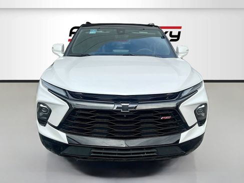 Used 2024 Chevrolet Blazer RS w/ Driver Confidence II Package FWD image 2