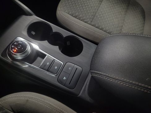 Used 2020 Ford Escape SE FWD image 26